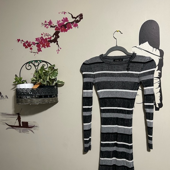 Stretchy Striped Winter BodyCon Dress - Picture 1 of 9